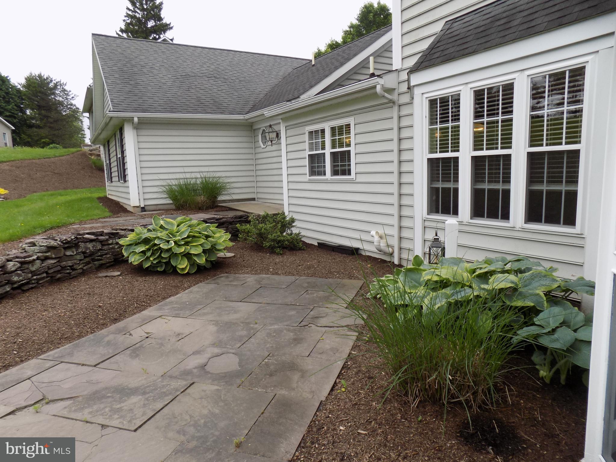 843 Disston View Drive Lititz, PA 17543 - Photo 49 of 55 Patio