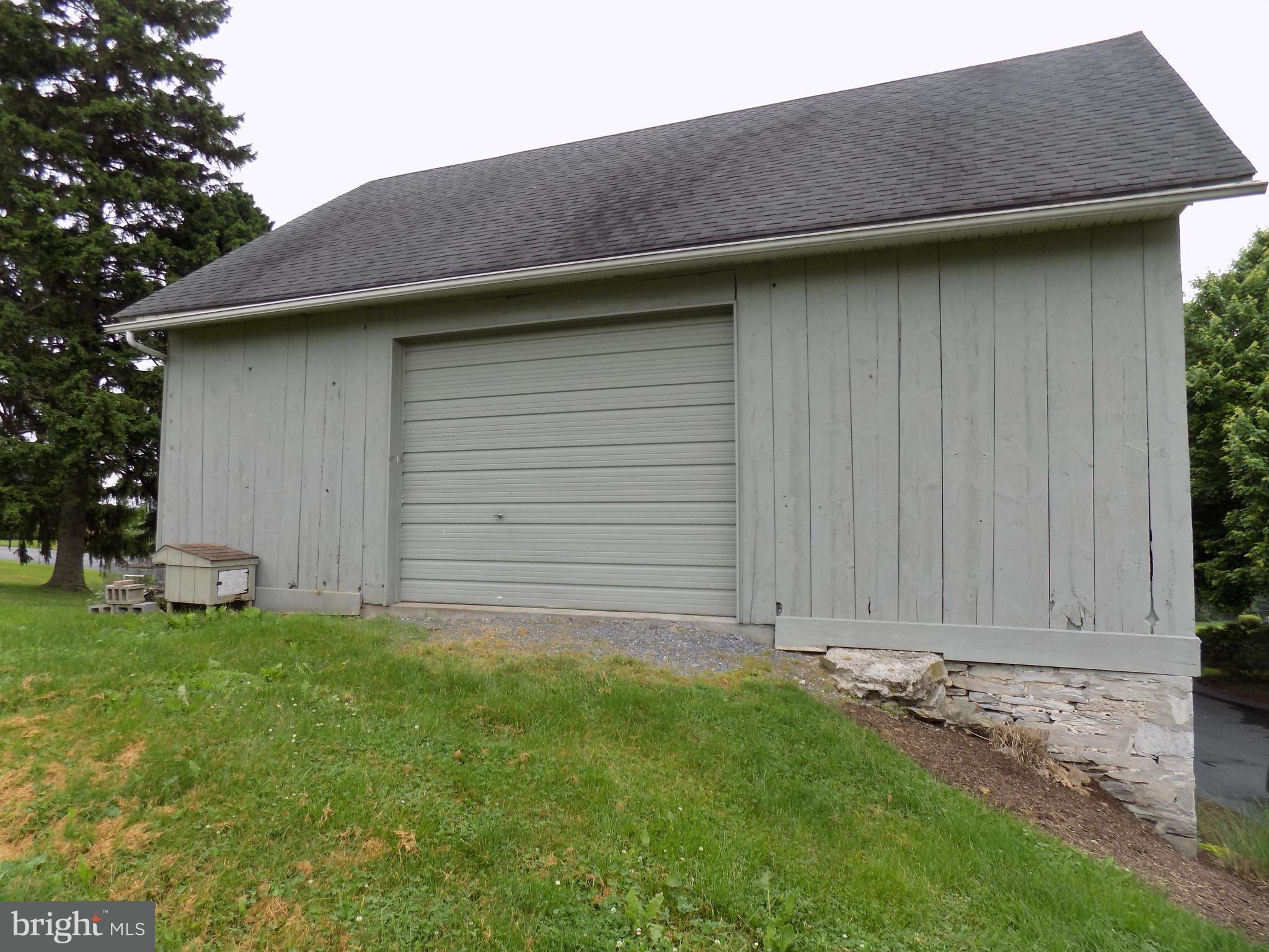 843 Disston View Drive Lititz, PA 17543 - Photo 6 of 55 Rear of Barn