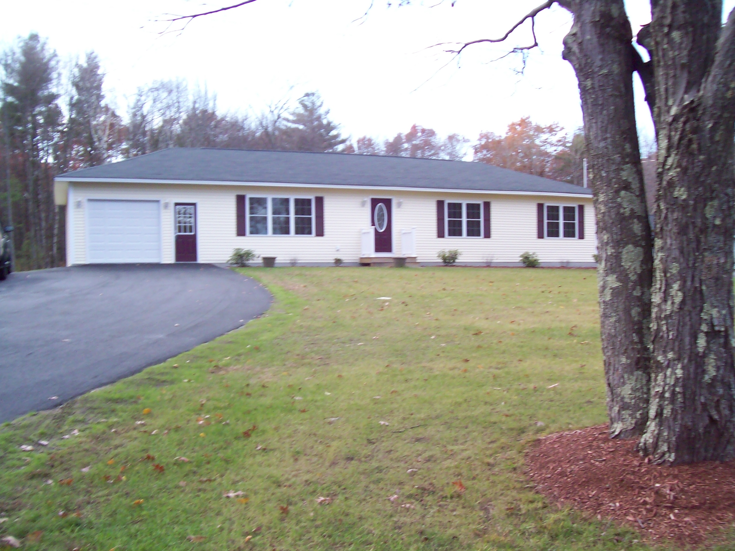 50 Prescott Heights Road Hooksett, NH 03106 - Photo 1 of 1