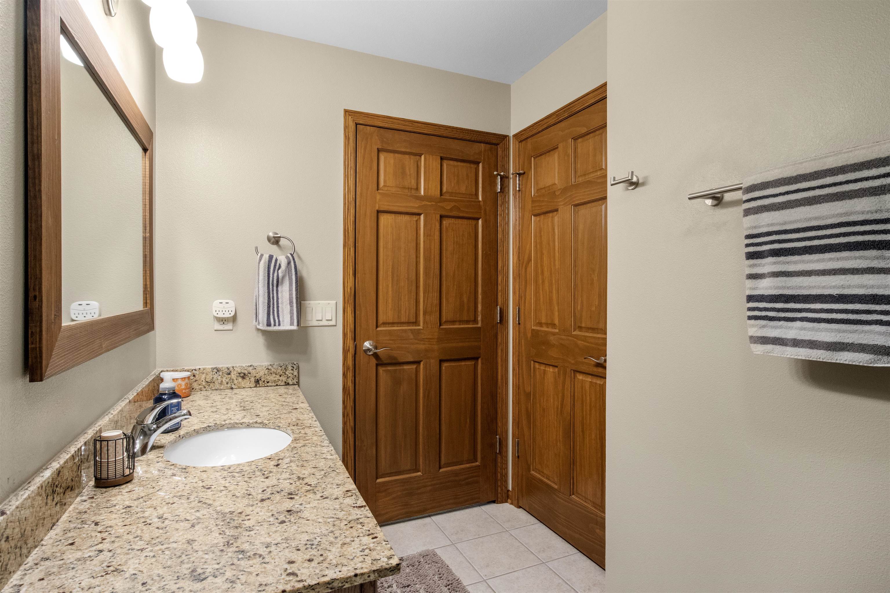 1028 20th Street, Unit 3 Prairie du Sac, WI 53578 - Photo 26 of 49