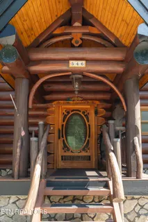 $1,600,000 | 546 Bluff View Road, New Tazewell, TN 37825