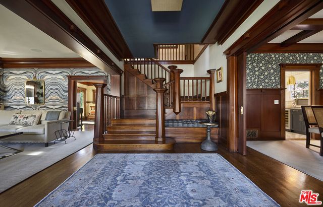 a view of entryway and hall