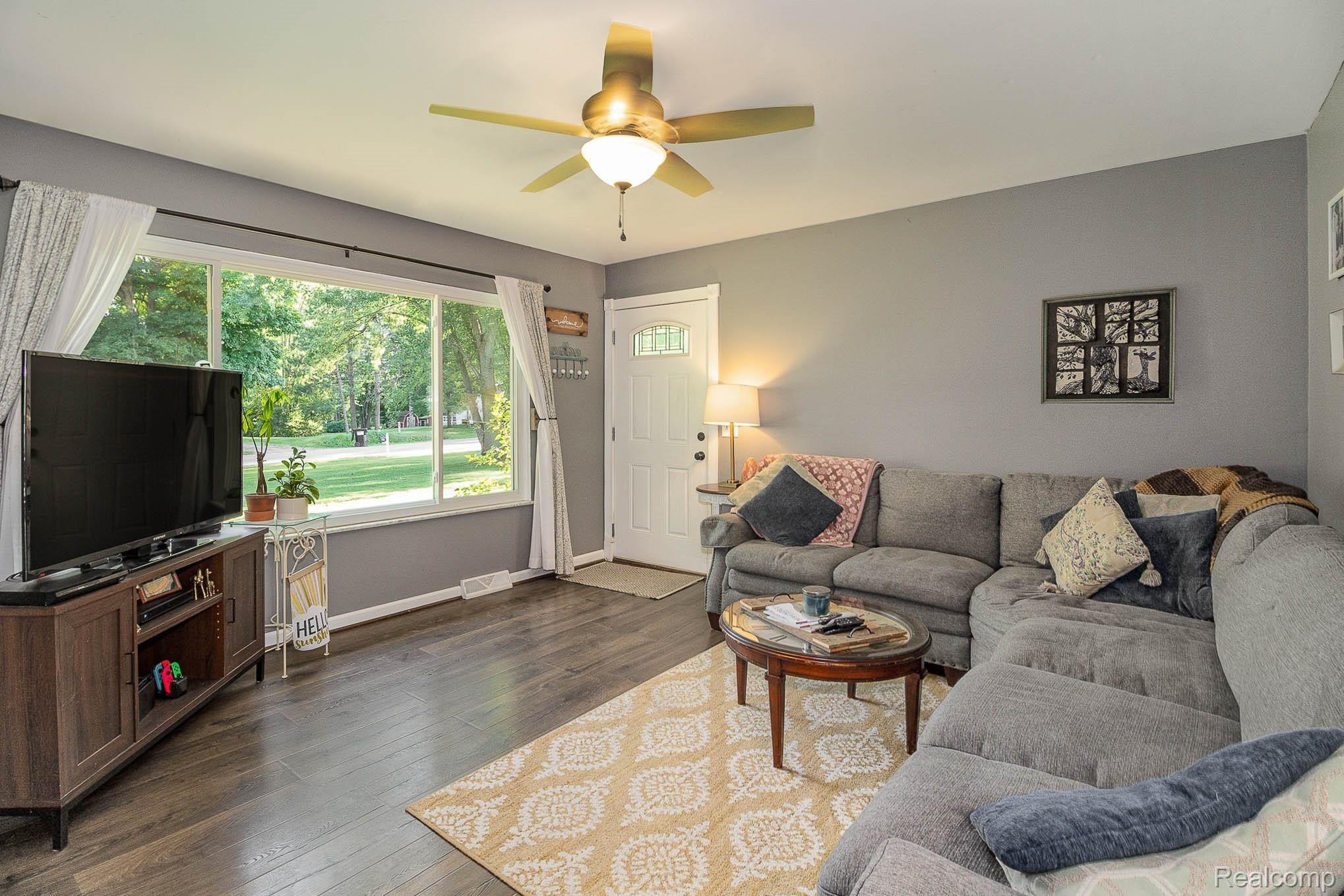 4000 Jewell Road Howell, MI 48843 - Photo 14 of 27 IMG_3908-Edit.JPG
