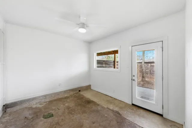 $2,100 | 3408 Dolphin Drive, Unit A, Austin, TX 78704