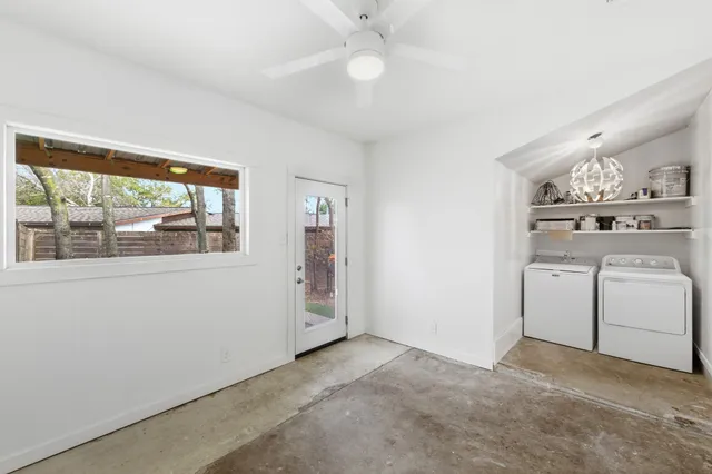 $2,100 | 3408 Dolphin Drive, Unit A, Austin, TX 78704