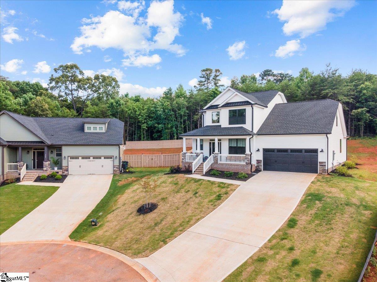 738 Ratchford Lane Wellford, SC 29385 - Photo 3 of 29