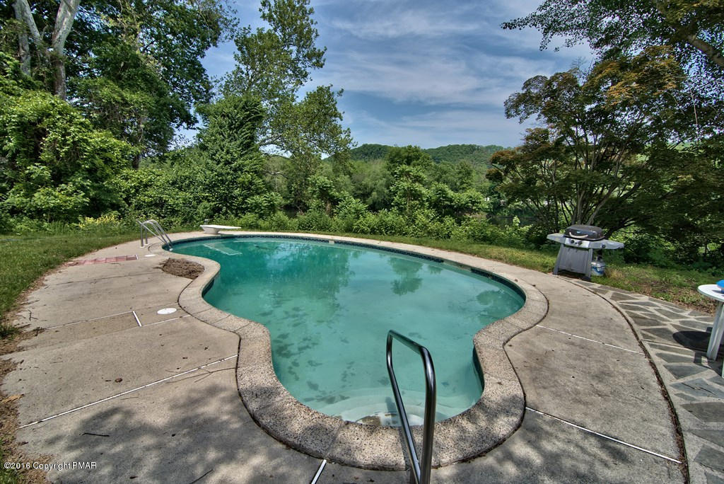 3271 River Road Mount Bethel, PA 18343 - Photo 11 of 57 Exterior View 11