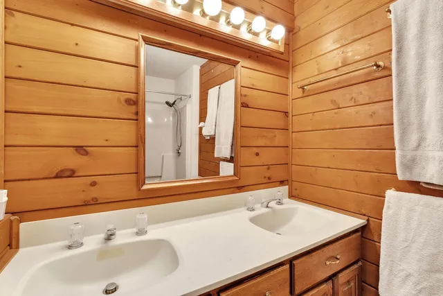 $725,000 | 3914 S Road, Woodstock, VT 05091