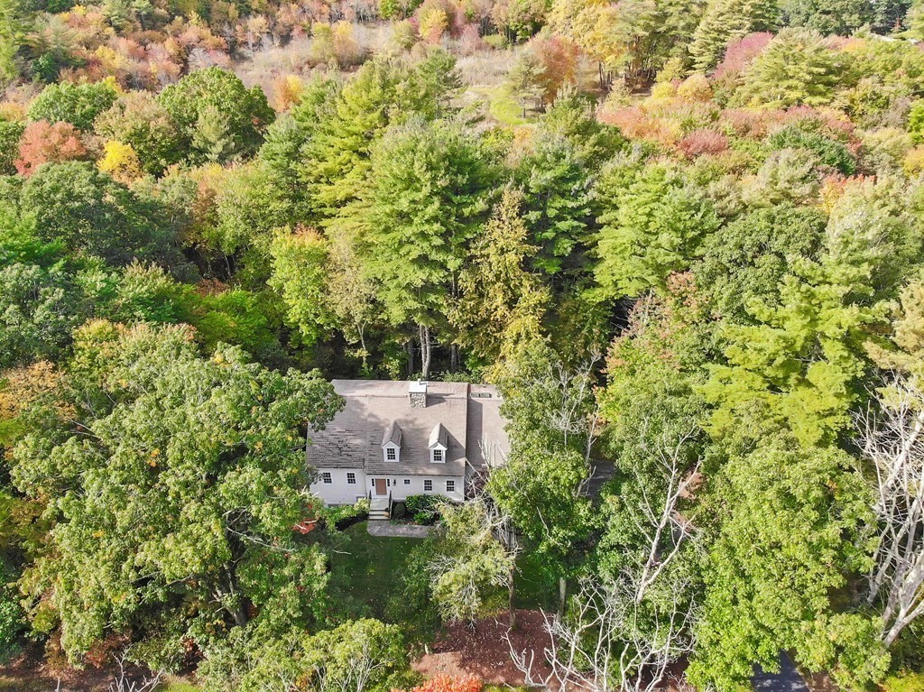 114 Norfolk Road Millis, MA 02054 - Photo 5 of 40 Gallery Image 5