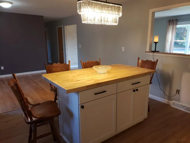 $3,495 | 4 Walter Drive, Saratoga Springs, NY 12866