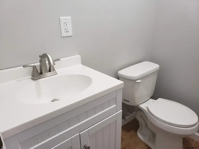 $3,495 | 4 Walter Drive, Saratoga Springs, NY 12866