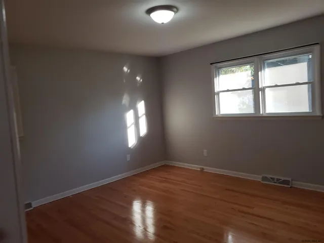 $3,495 | 4 Walter Drive, Saratoga Springs, NY 12866