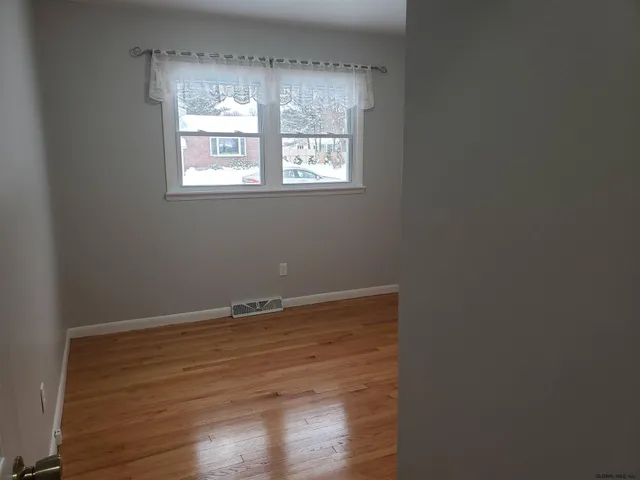 $3,495 | 4 Walter Drive, Saratoga Springs, NY 12866