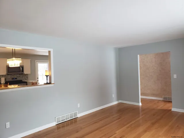 $3,495 | 4 Walter Drive, Saratoga Springs, NY 12866