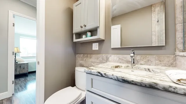 $879,000 | 65 East India Row, Unit 24H, Boston, MA 02110