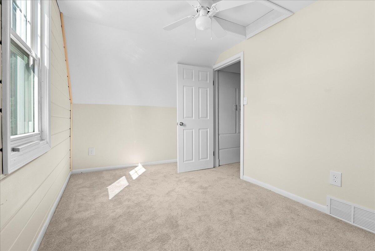 10101 Carpenter Road Flushing, MI 48433 - Photo 8 of 21 22-Media Jett - 02