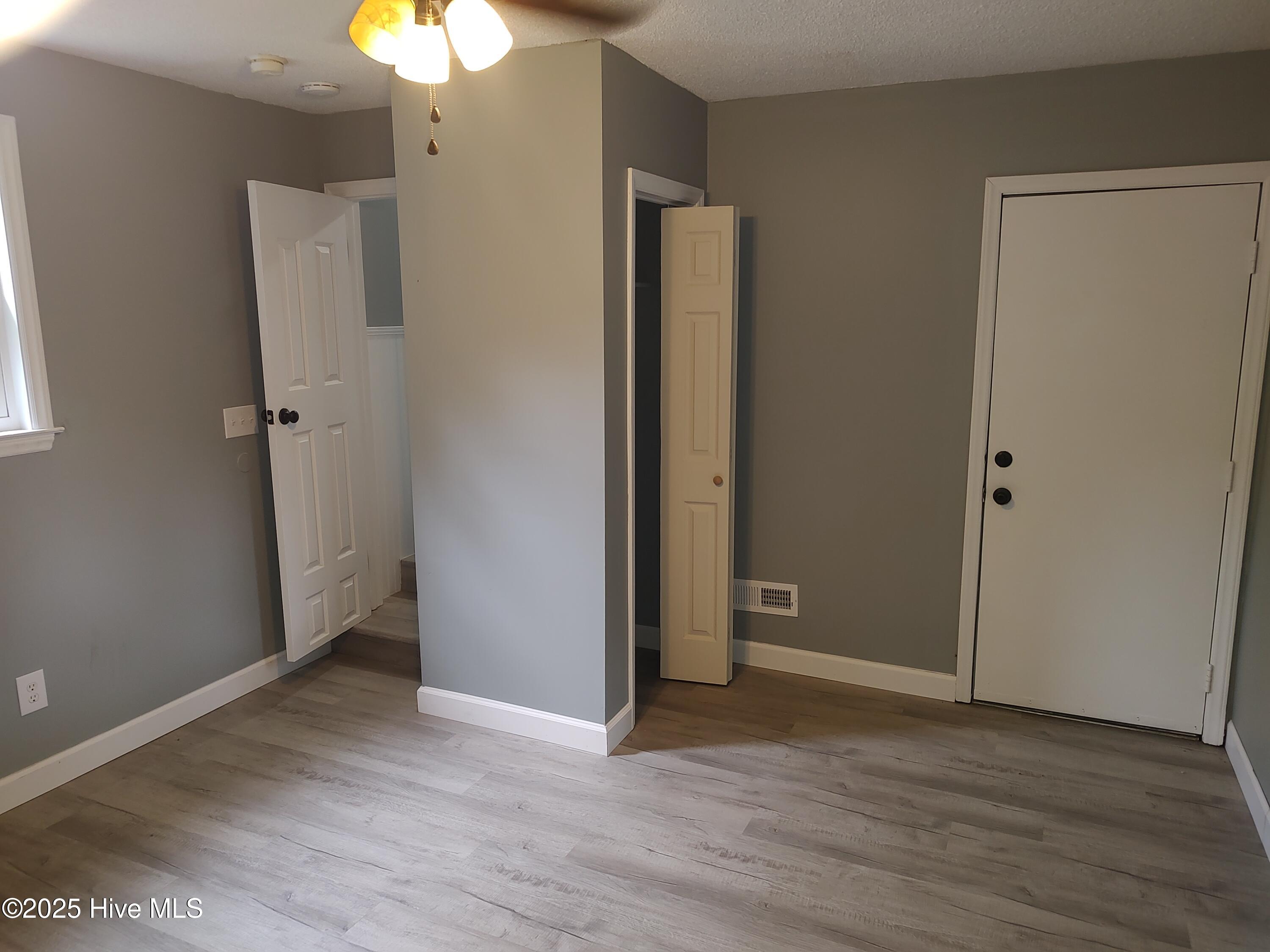 1201 Simmons Street New Bern, NC 28560 - Photo 5 of 13 IMG_20250813_112525670