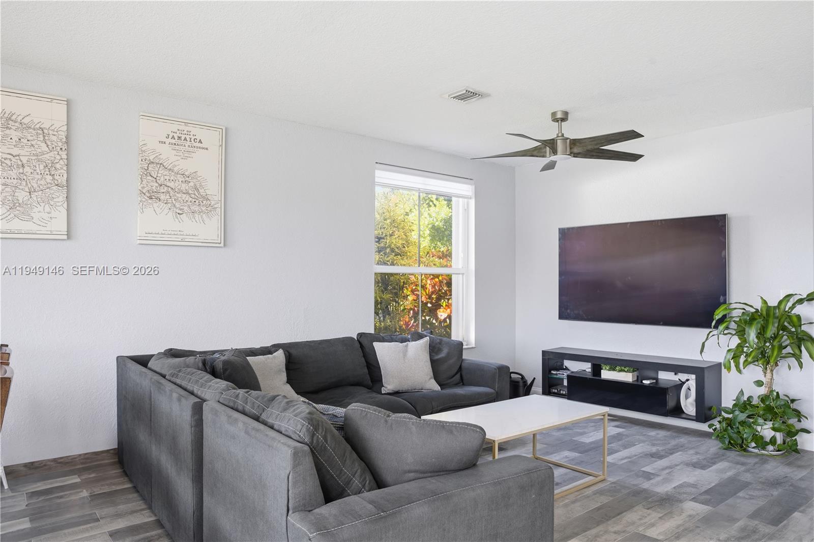 16290 Southwest 47th Manor Miramar, FL 33027 - Photo 5 of 26