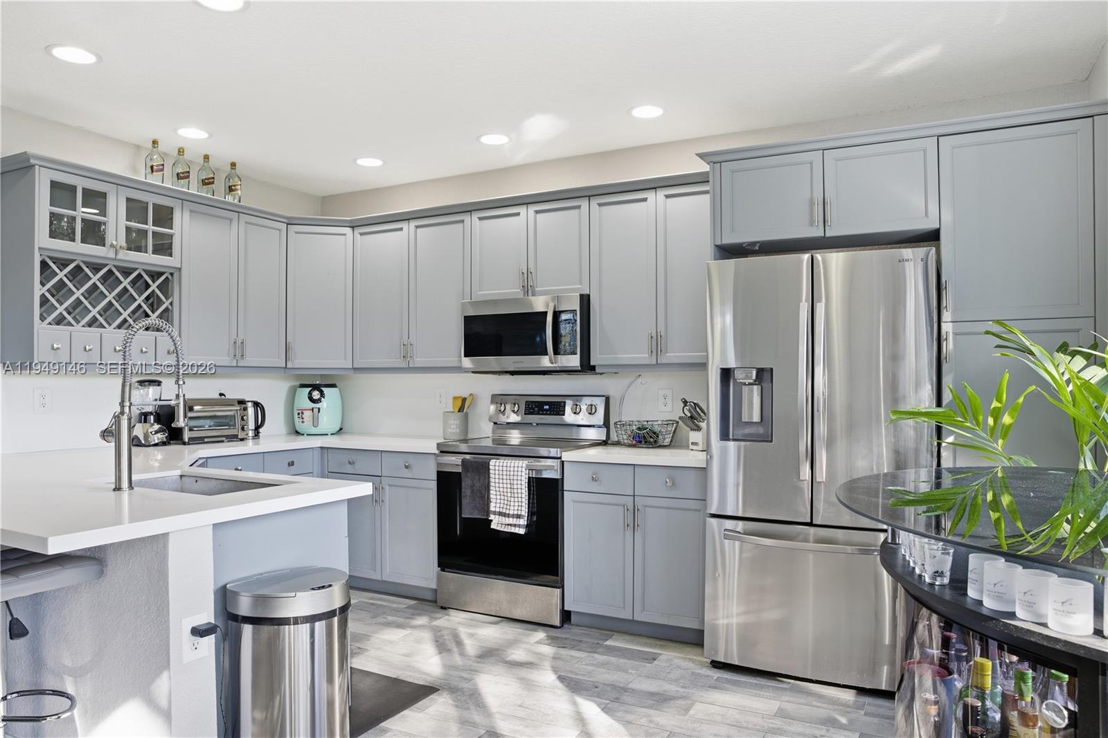 16290 Southwest 47th Manor Miramar, FL 33027 - Photo 8 of 26