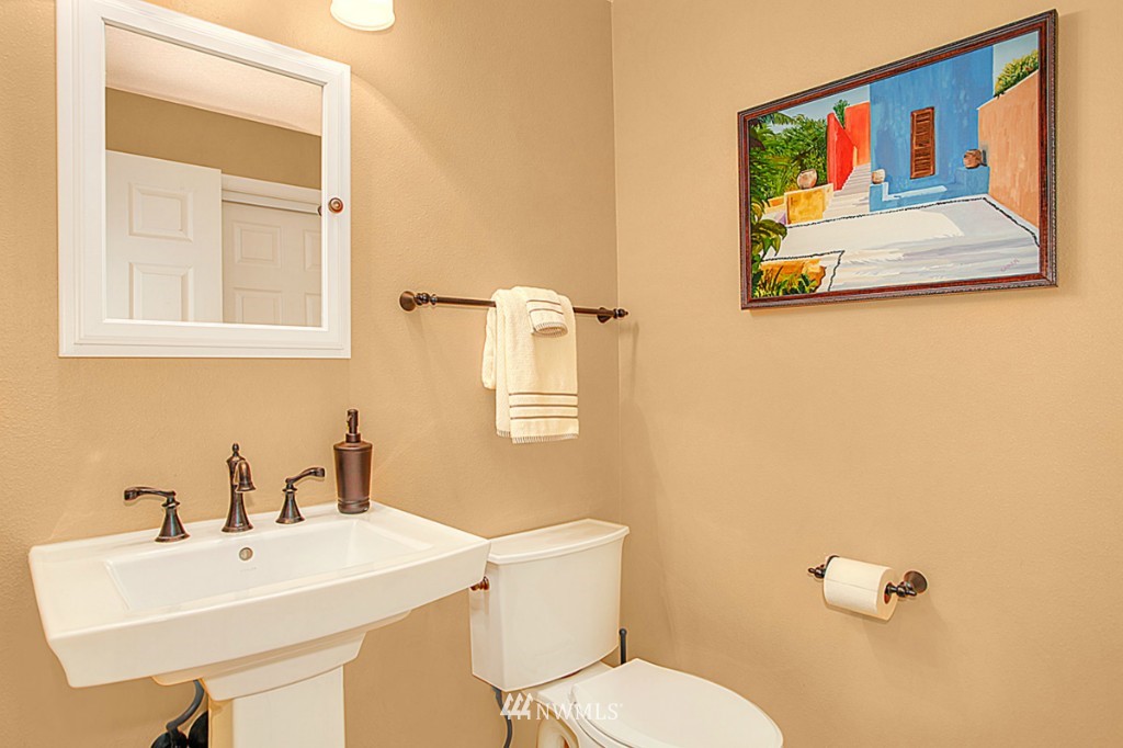 2160 Southeast 8th Drive Renton, WA 98057 - Photo 8 of 14