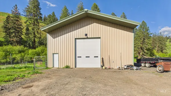 $1,500,000 | 5371 Upper Fords Creek Road, Orofino, ID 83544