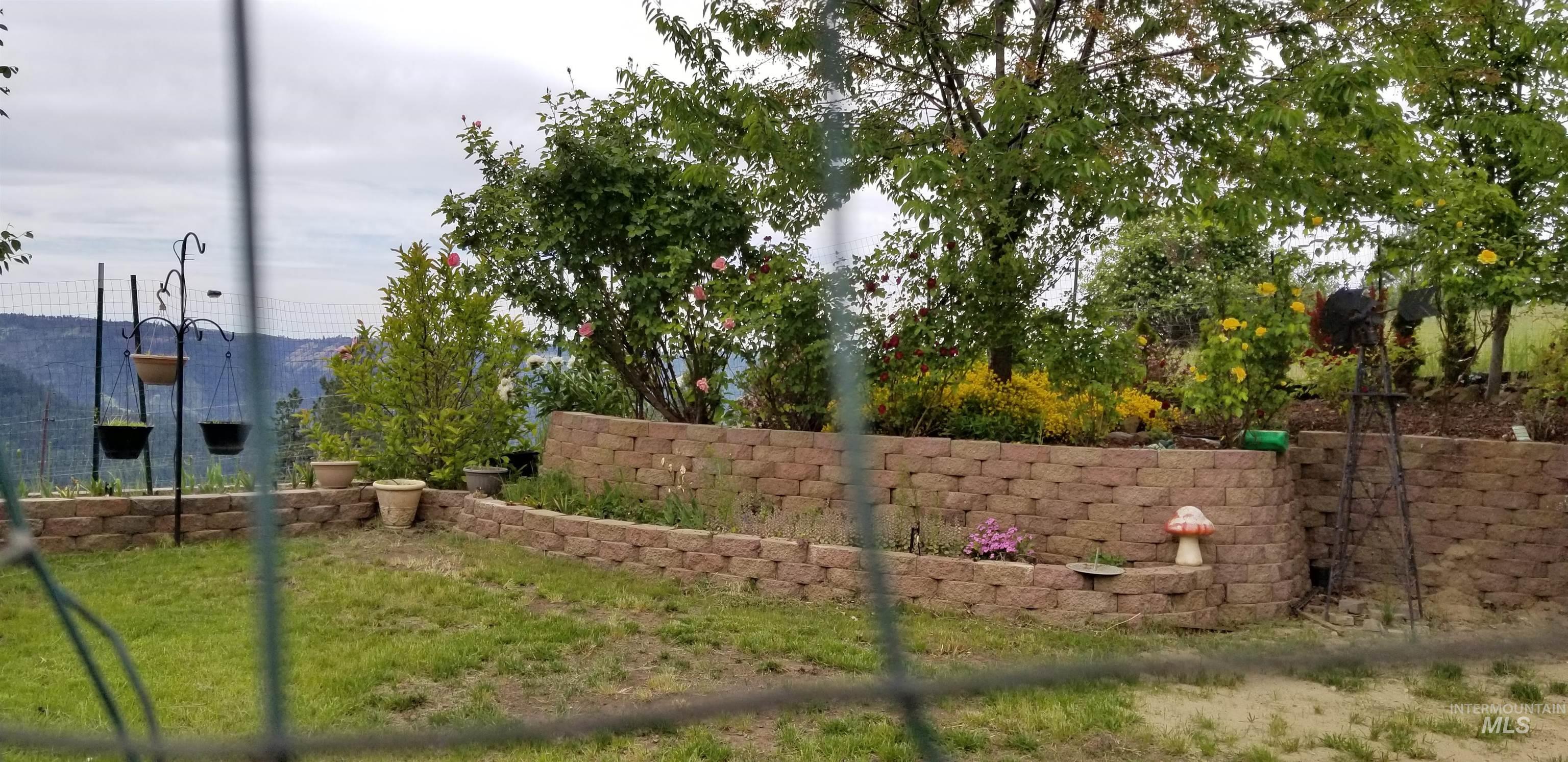 5371 Upper Fords Creek Road Orofino, ID 83544 - Photo 8 of 37