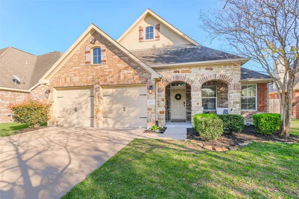 $325,000 | 2019 Knoll Oak Lane, Richmond, TX 77469