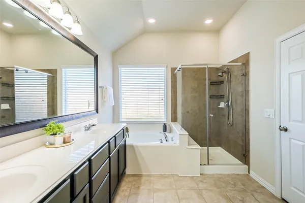 $325,000 | 2019 Knoll Oak Lane, Richmond, TX 77469