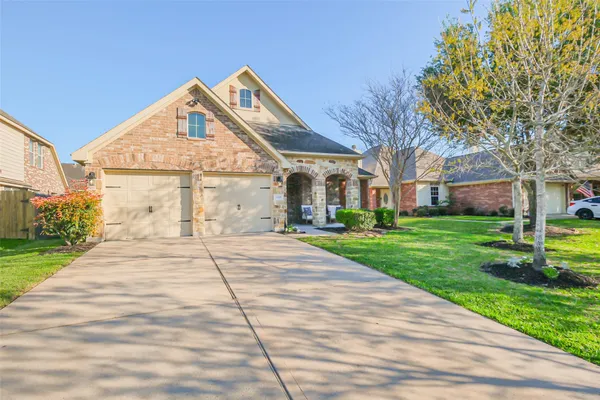 $325,000 | 2019 Knoll Oak Lane, Richmond, TX 77469
