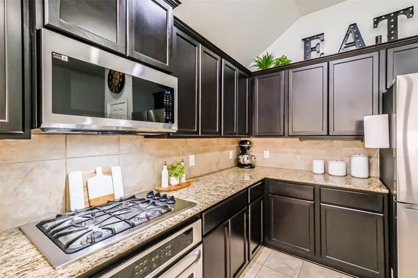 $325,000 | 2019 Knoll Oak Lane, Richmond, TX 77469