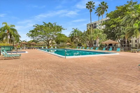 $260,000 | 2112 South Cypress Bend Drive, Unit 508, Pompano Beach, FL 33069