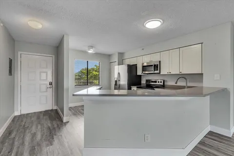 $260,000 | 2112 South Cypress Bend Drive, Unit 508, Pompano Beach, FL 33069