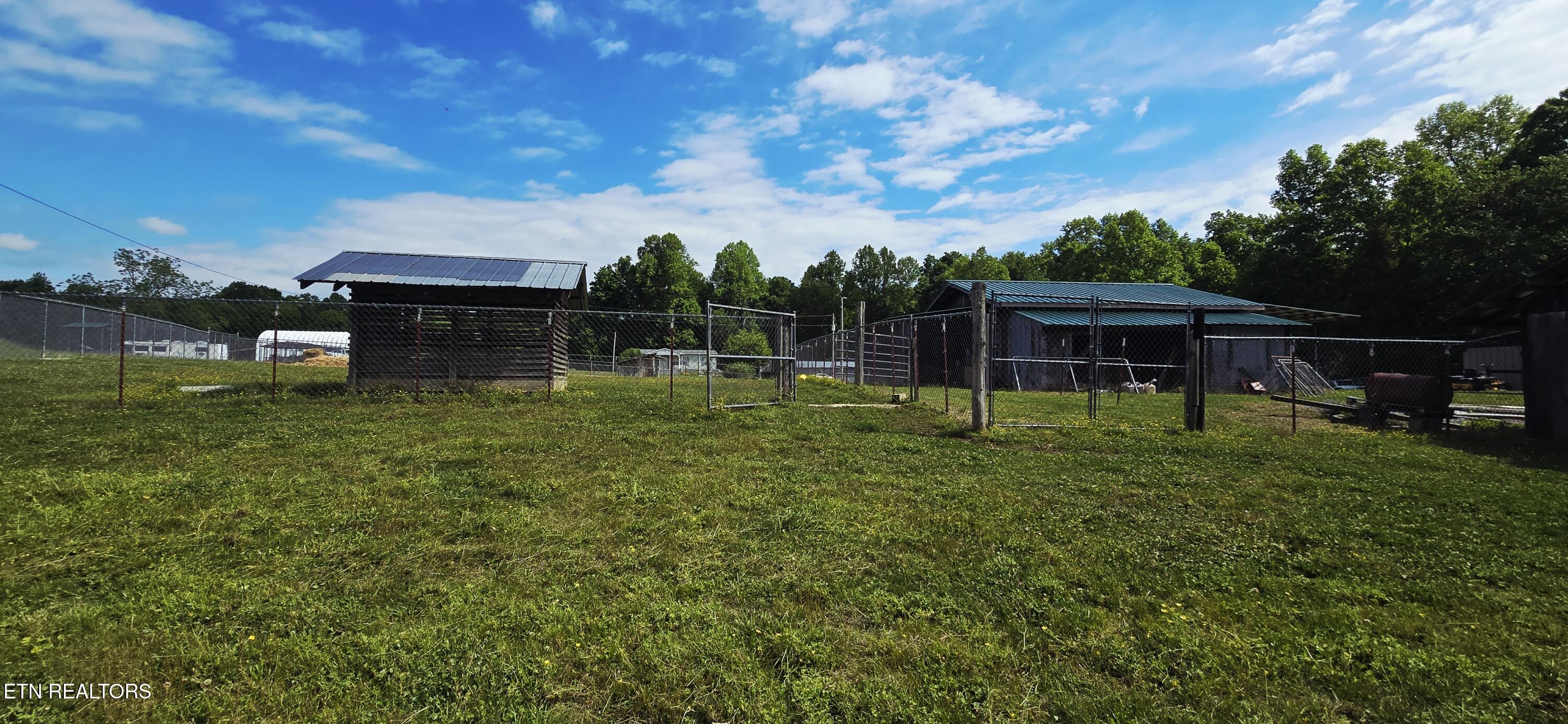 204 Honey Creek Loop Road Allardt, TN 38504 - Photo 7 of 59 20260509_094913