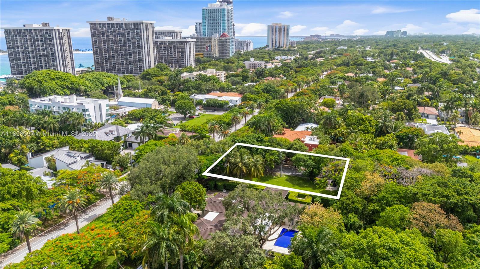 1644 South Miami Avenue Miami, FL 33129 - Photo 2 of 15 a view of a city