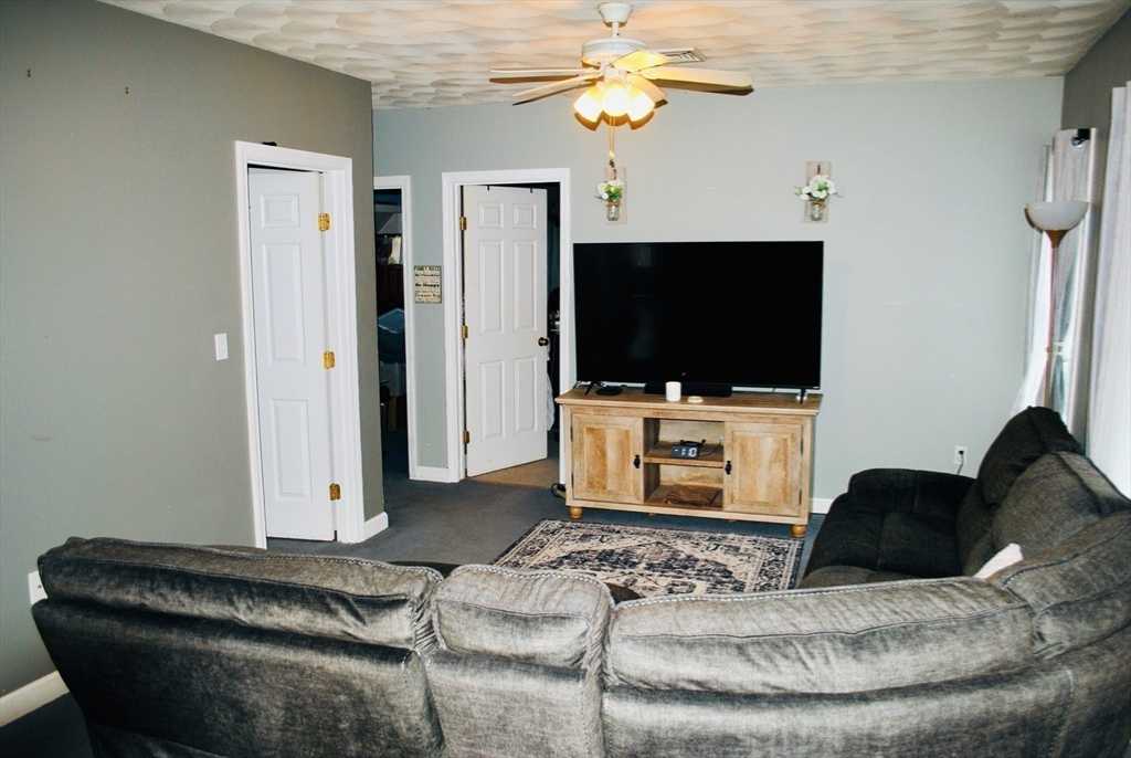 40 Wright Street Stoneham, MA 02180 - Photo 16 of 23