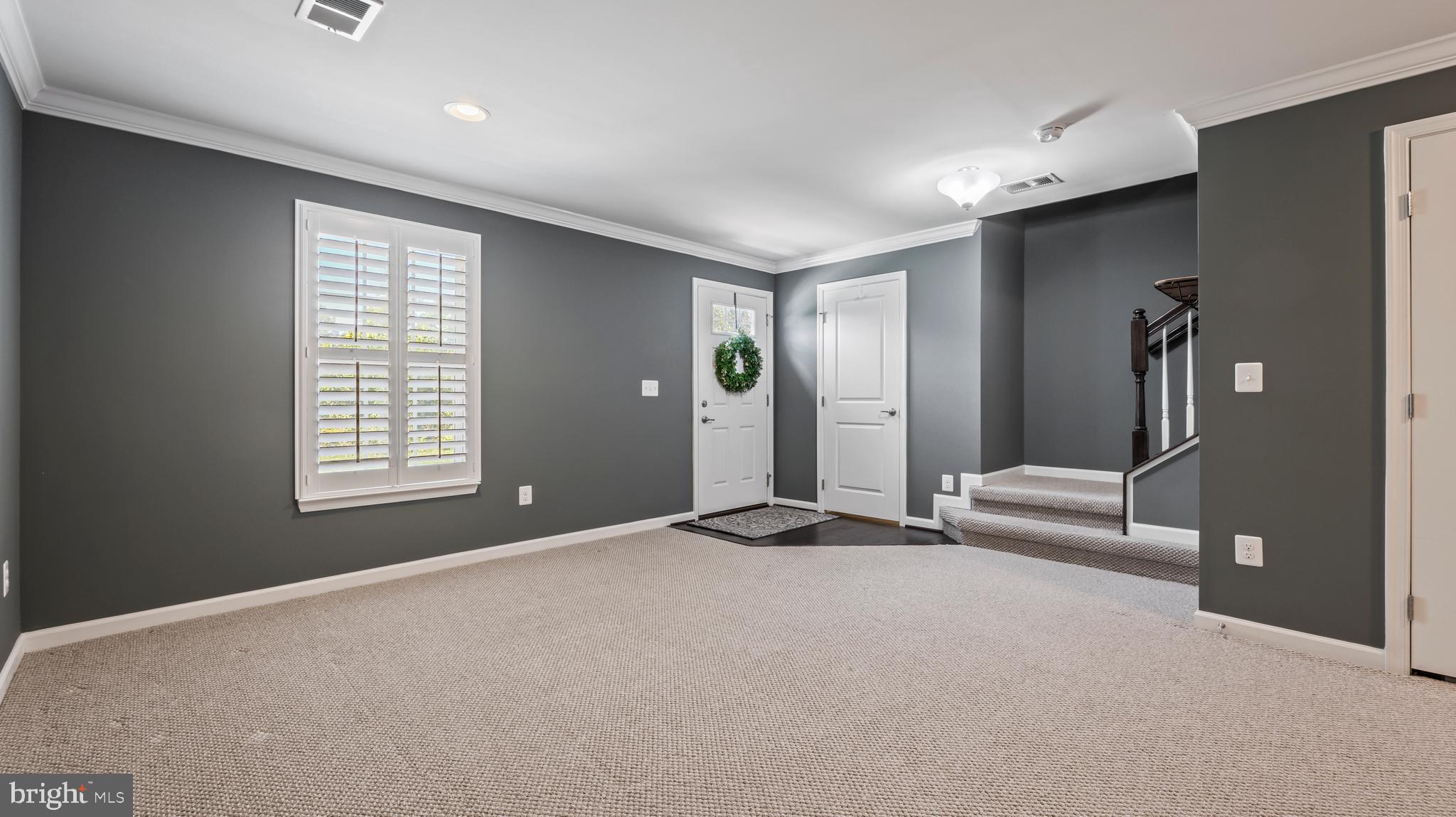 14273 Haro Trail Gainesville, VA 20155 - Photo 5 of 34