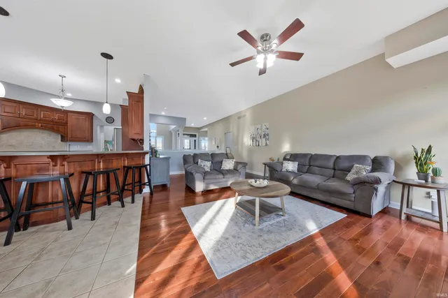 $999,000 | 12444 Brook Drive, Haubstadt, IN 47639