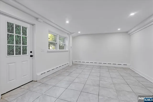 $2,600 | 218 Corabelle Avenue, Unit 1, Lodi, NJ 07644