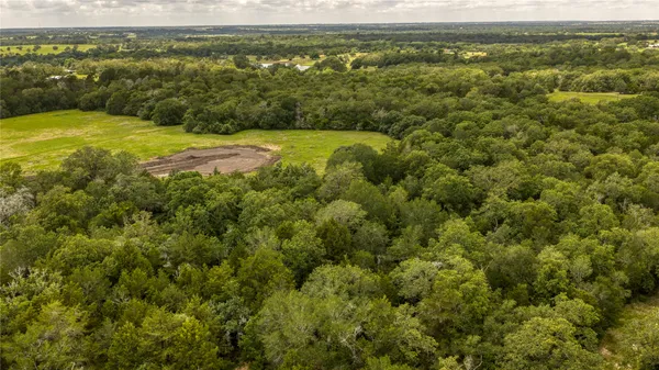 $280,500 | 5 Hillwood Lane, Brenham, TX 77833