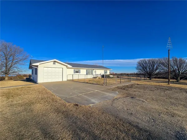 $1,175,000 | V Road, Formoso, KS 66942
