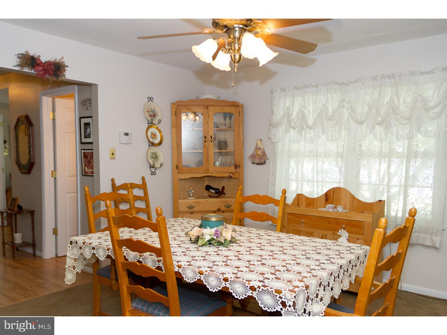 322 Surrey Road Cherry Hill, NJ 08002 - Photo 4 of 21 Dining Room