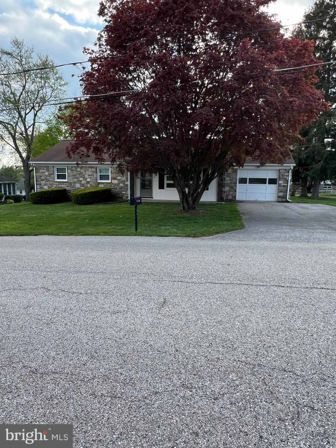 1012 Highfield Drive Hampstead, MD 21074 - Photo 3 of 36