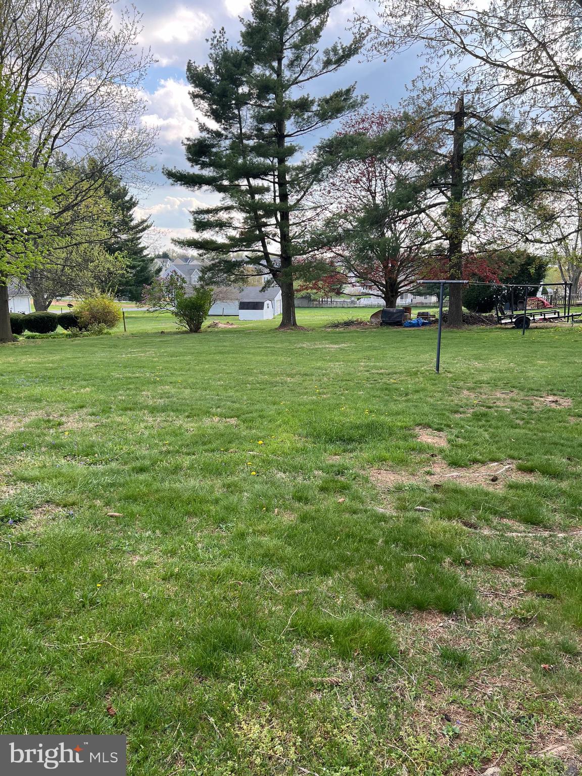 1012 Highfield Drive Hampstead, MD 21074 - Photo 34 of 36 Back yard