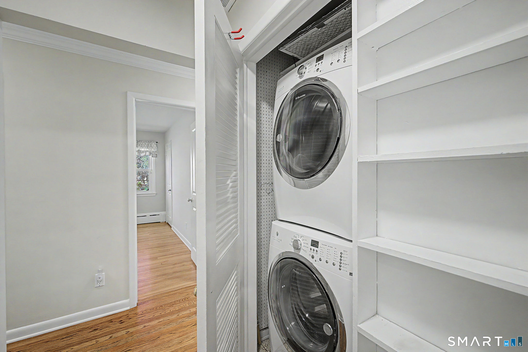 179 Berrian Road Stamford, CT 06905 - Photo 14 of 33