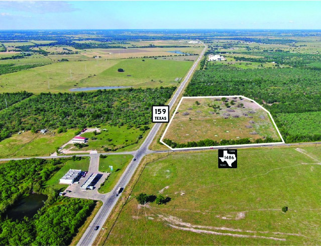 0 Fm 159 Bellville, TX 77418 - Photo 6 of 7 an aerial view of a house with outdoor space