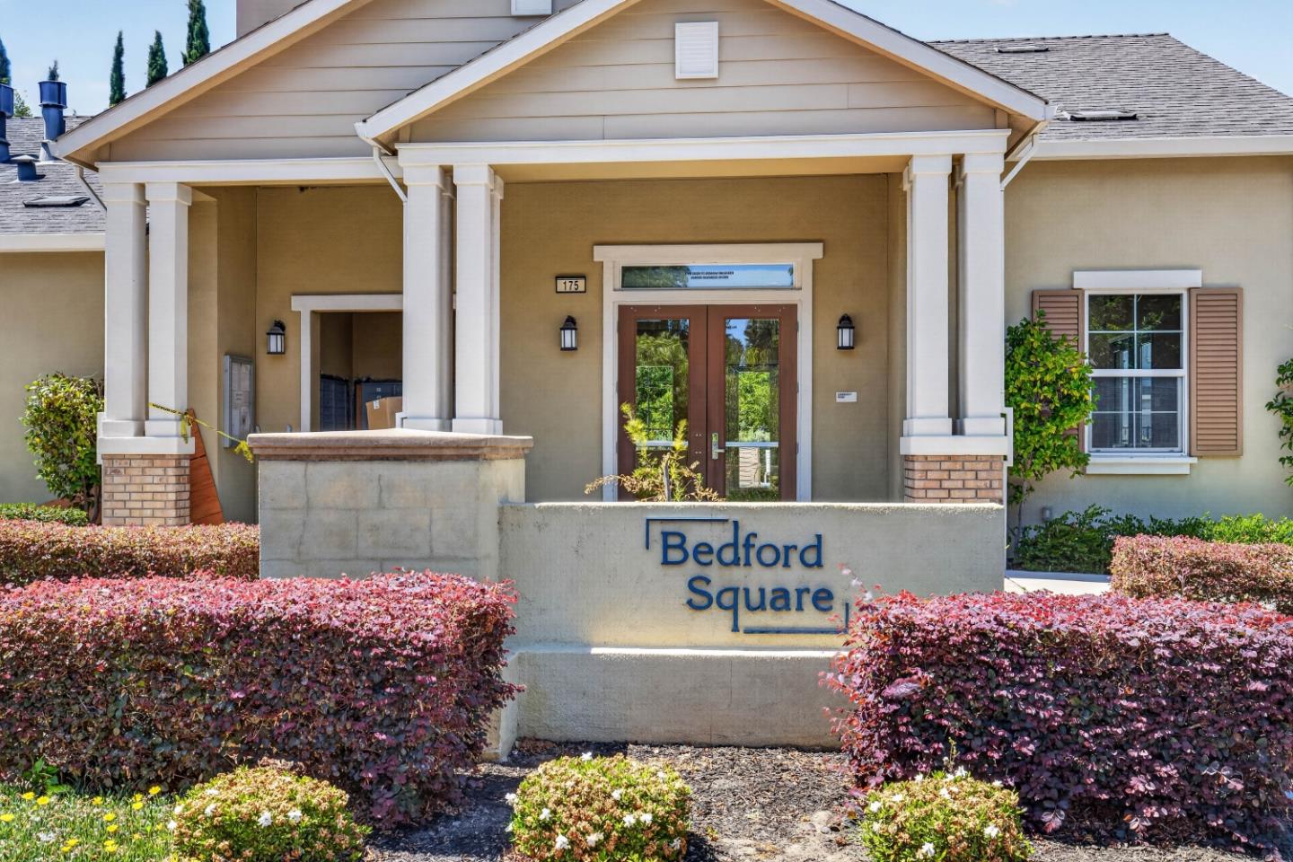 461 Bedford Loop Mountain View, CA 94043 - Photo 5 of 41