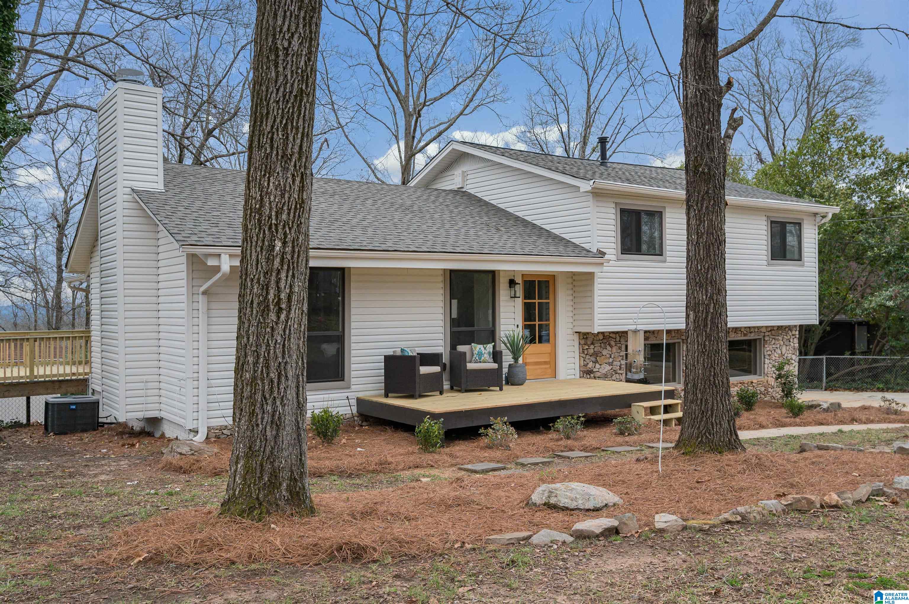 3945 Rock Ridge Road Birmingham, AL 35210 - Photo 2 of 43