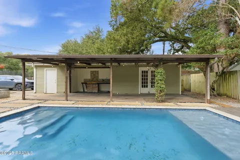 $350,000 | 220 Duclos Street, Lafayette, LA 70506