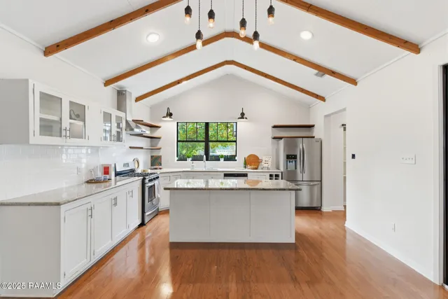 $350,000 | 220 Duclos Street, Lafayette, LA 70506