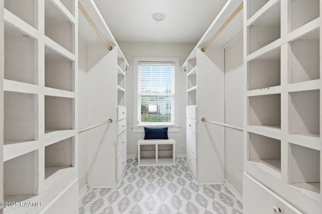 $350,000 | 220 Duclos Street, Lafayette, LA 70506